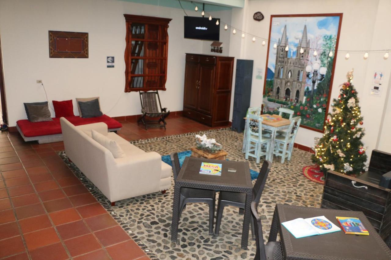Candileja Hostel Хардин Екстериор снимка